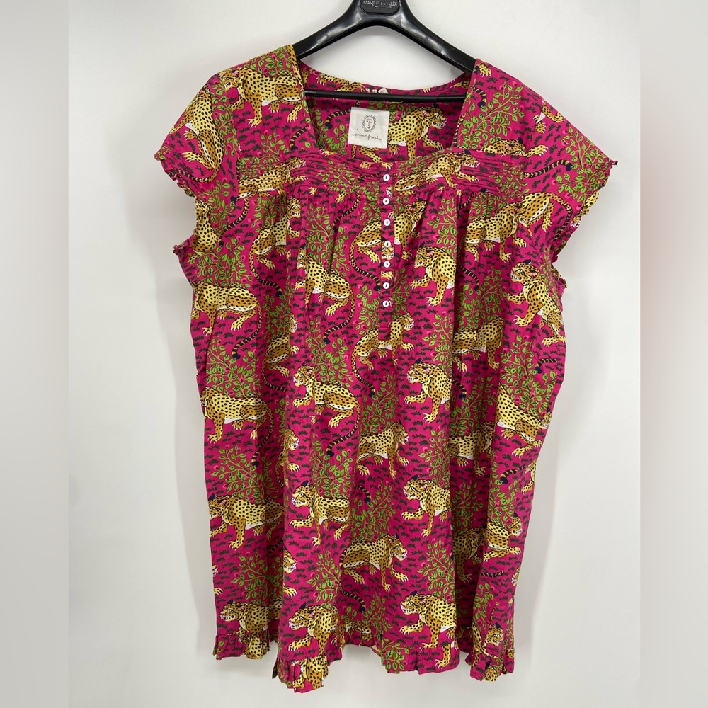 Printfresh Fuchsia Leopard-Print Short Sleeve Tun… - image 1